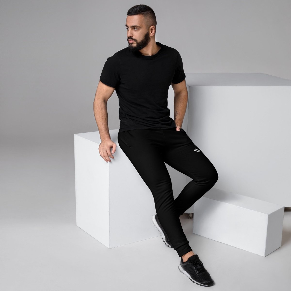 Eco - Friendly Men's Joggers | Black - Earthwise Oasis